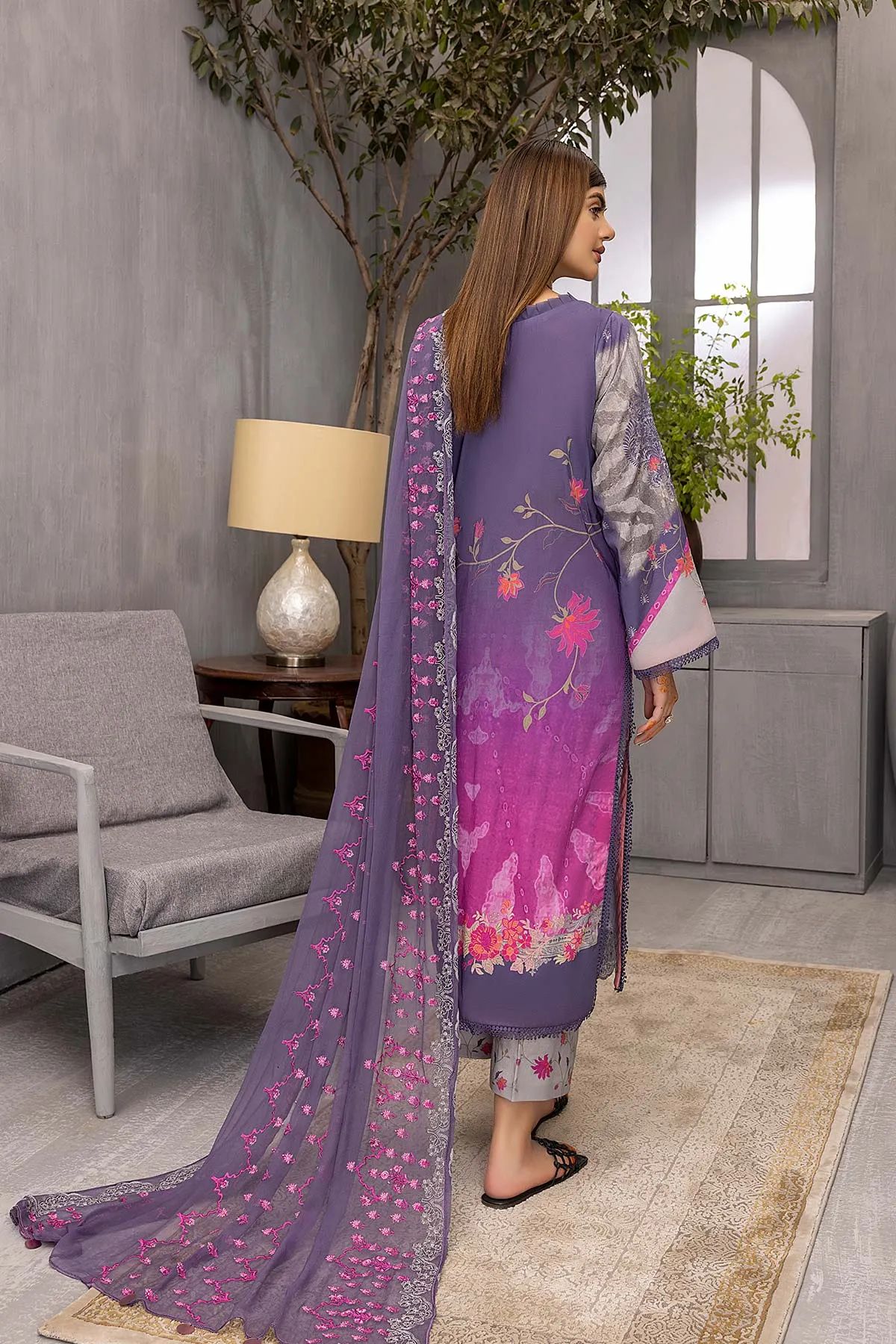 3-Pc Unstitched Embroidered Lawn Suit With Chiffon Dupatta CCS22-40