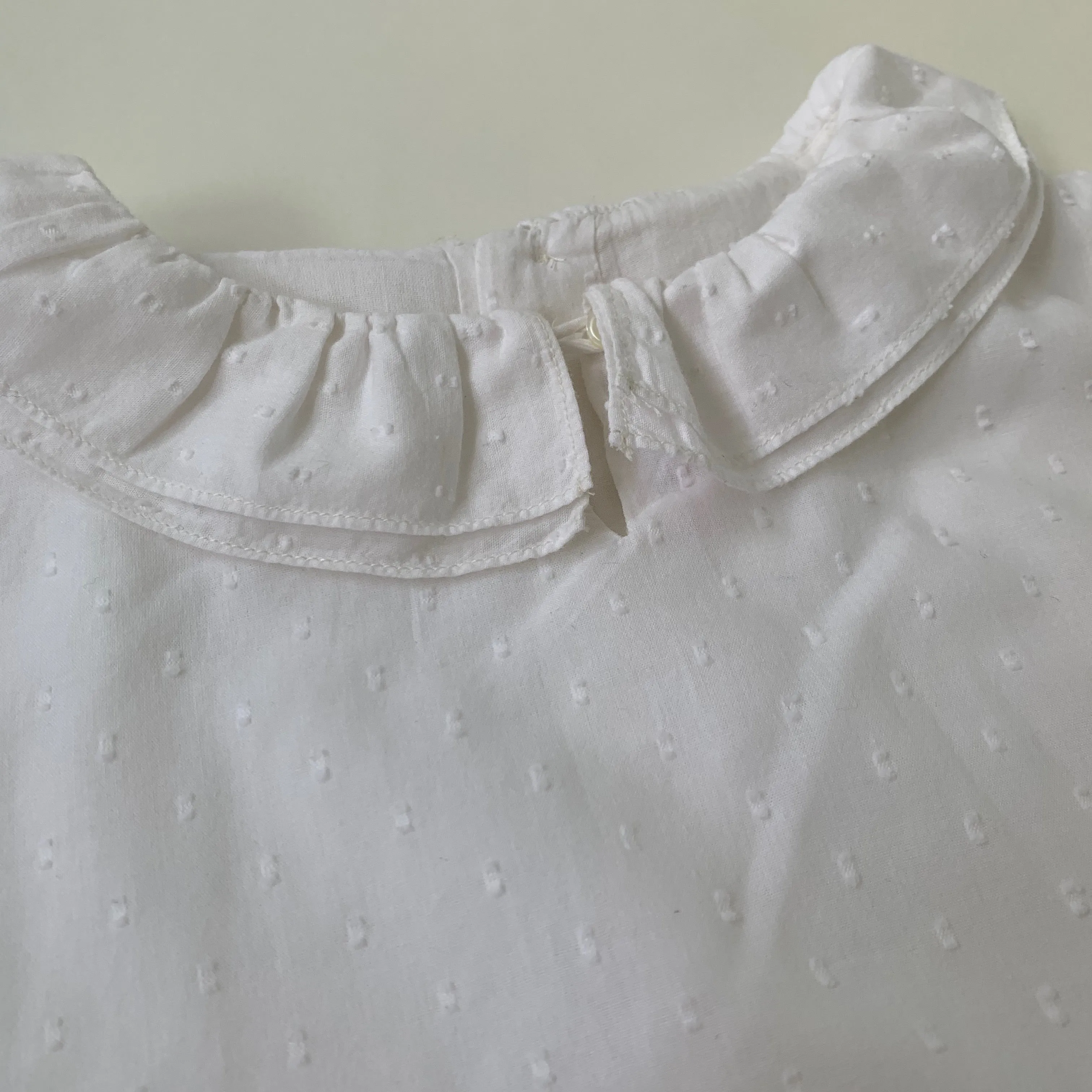 Bonpoint White Swiss Dot Blouse With Collar: 8 Years