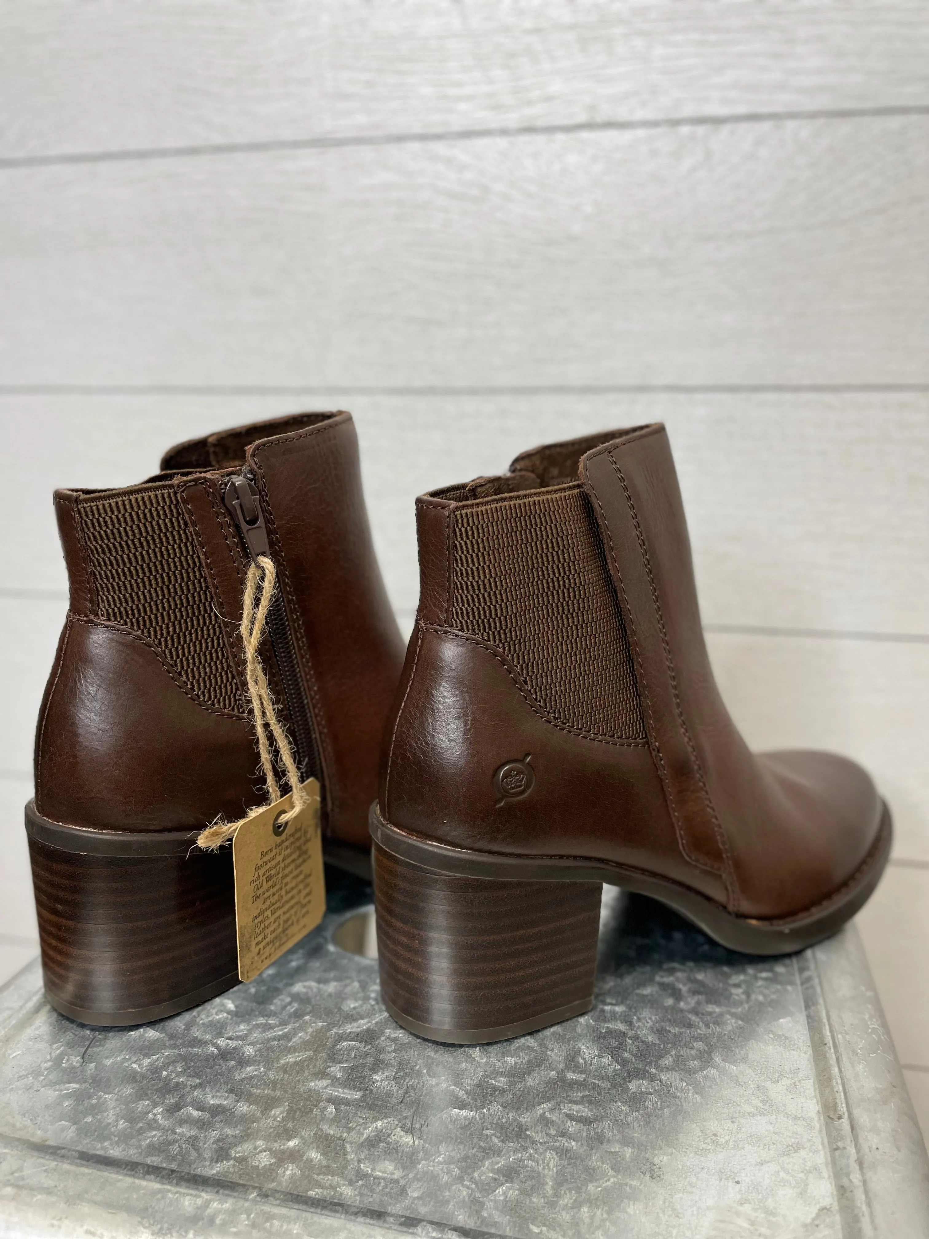 BORN | HENNI BOOT | BROWN