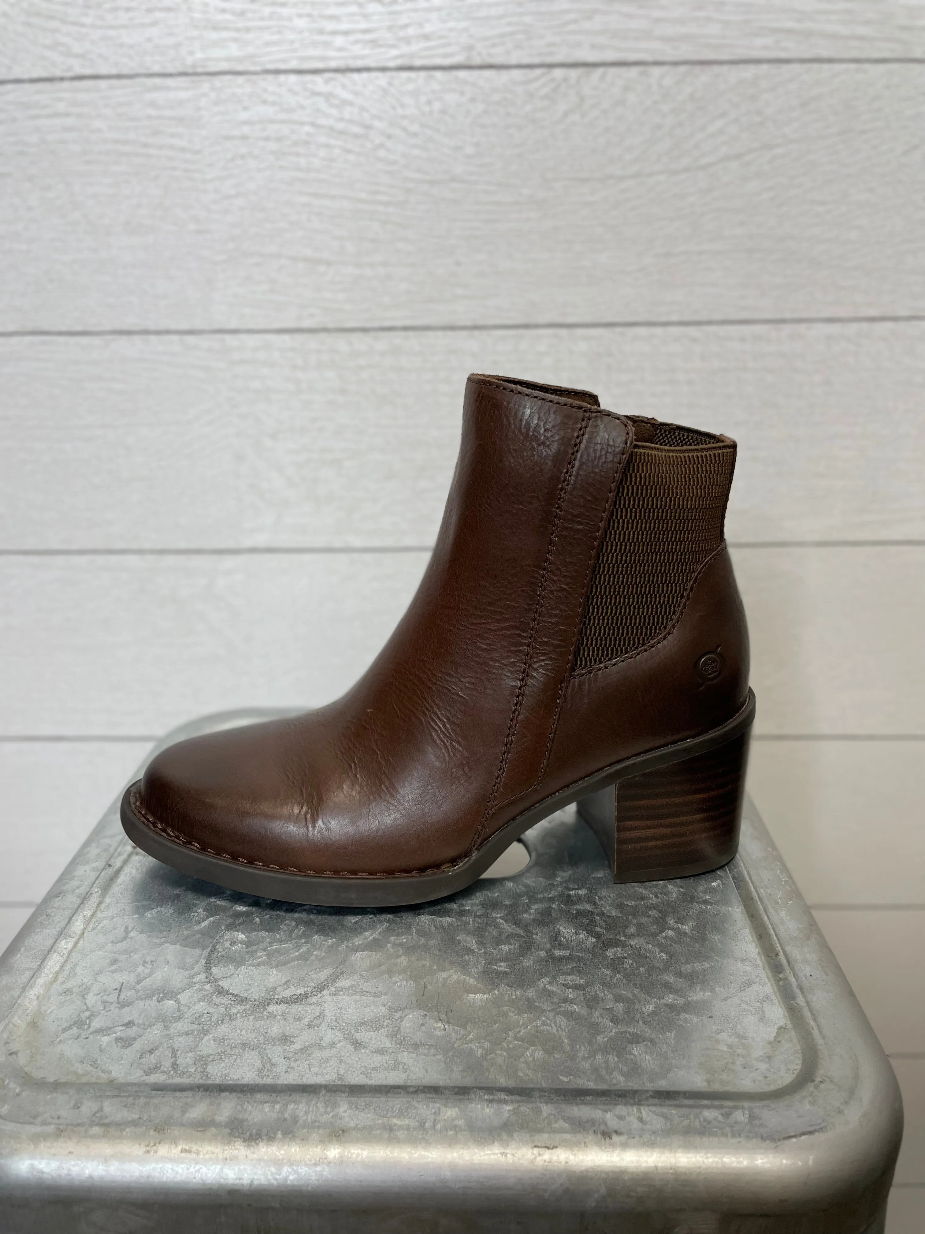 BORN | HENNI BOOT | BROWN