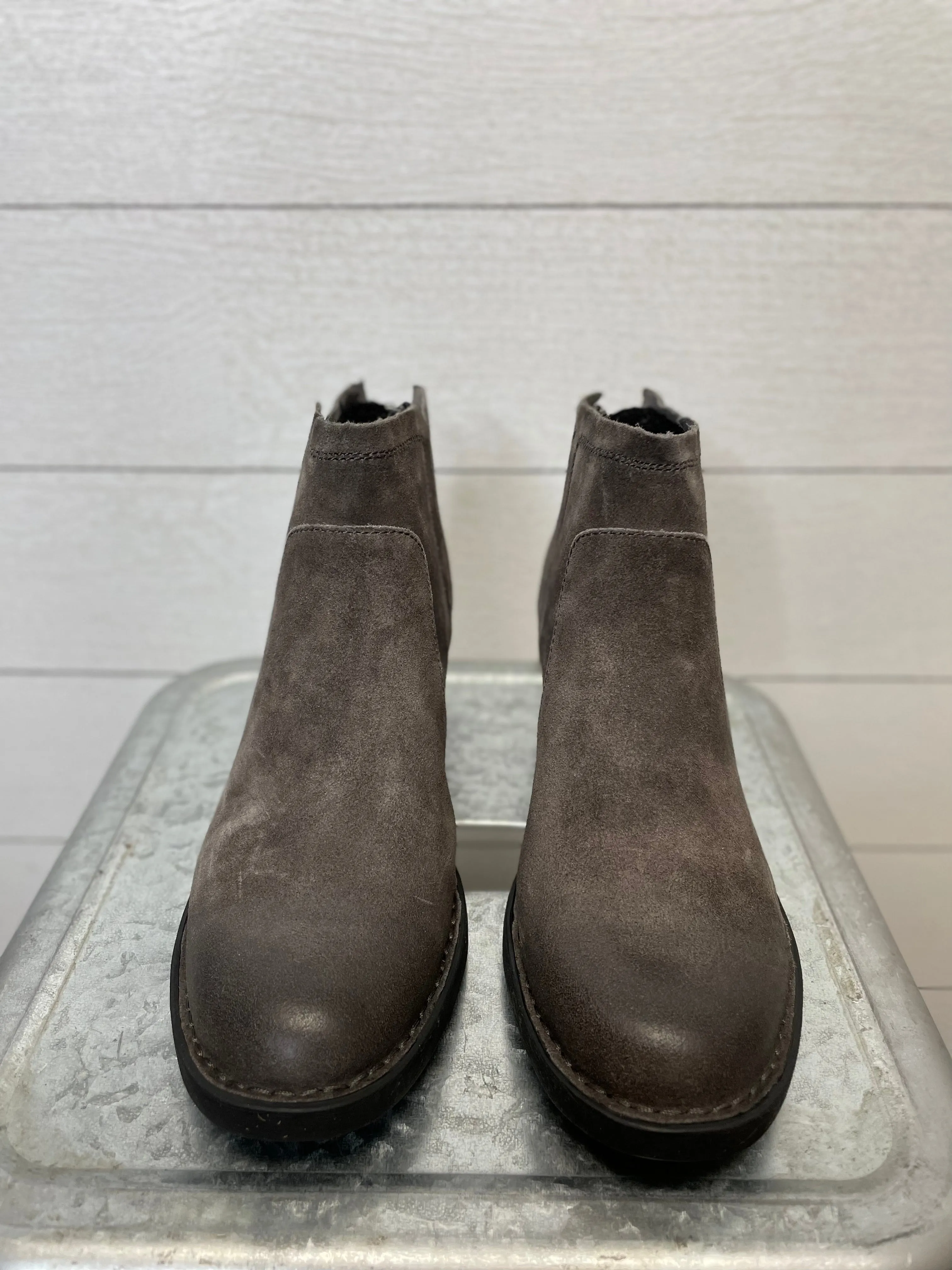 BORN | REECE BOOT | GREY