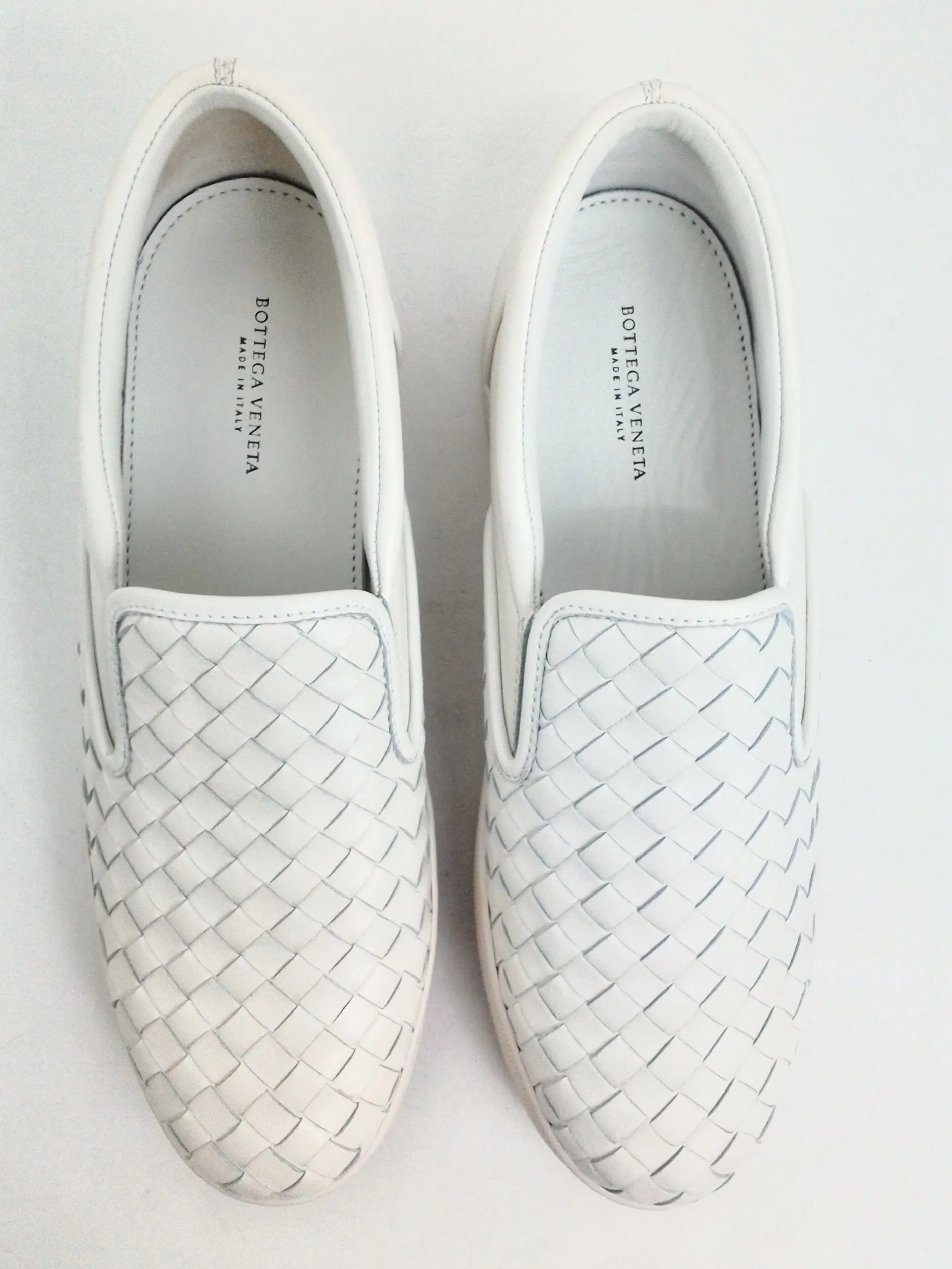 Bottega Veneta Women's White Leather Sneaker Size 38