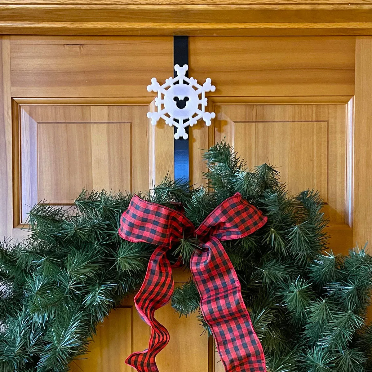 Door Wreath Hanger with Interchangeable Icon Accent