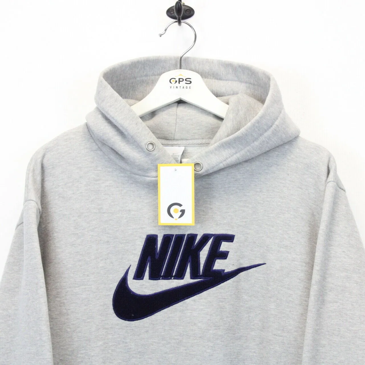 NIKE 00s Hoodie Grey | Medium