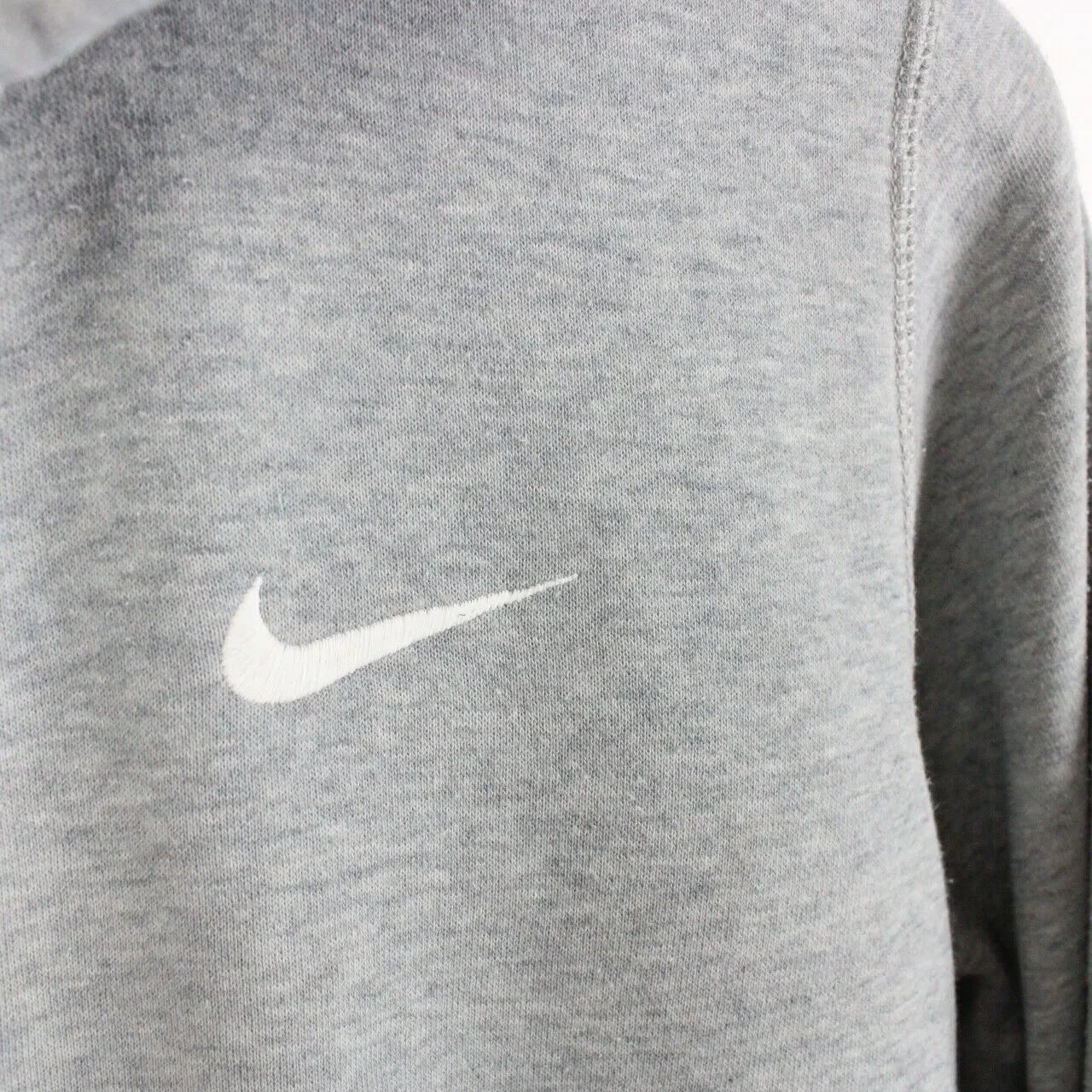 NIKE 00s Hoodie Grey | Small