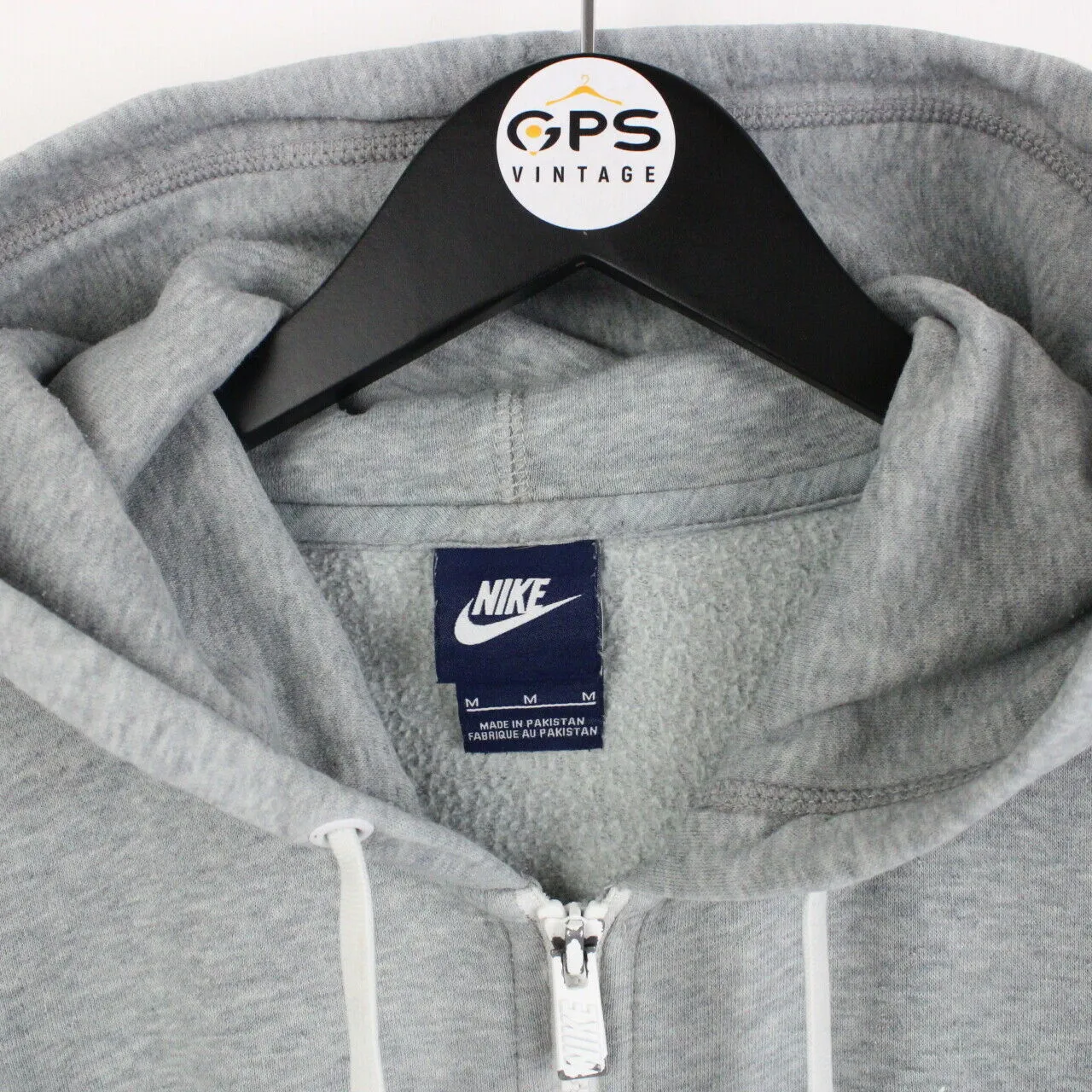 NIKE 00s Hoodie Grey | Small