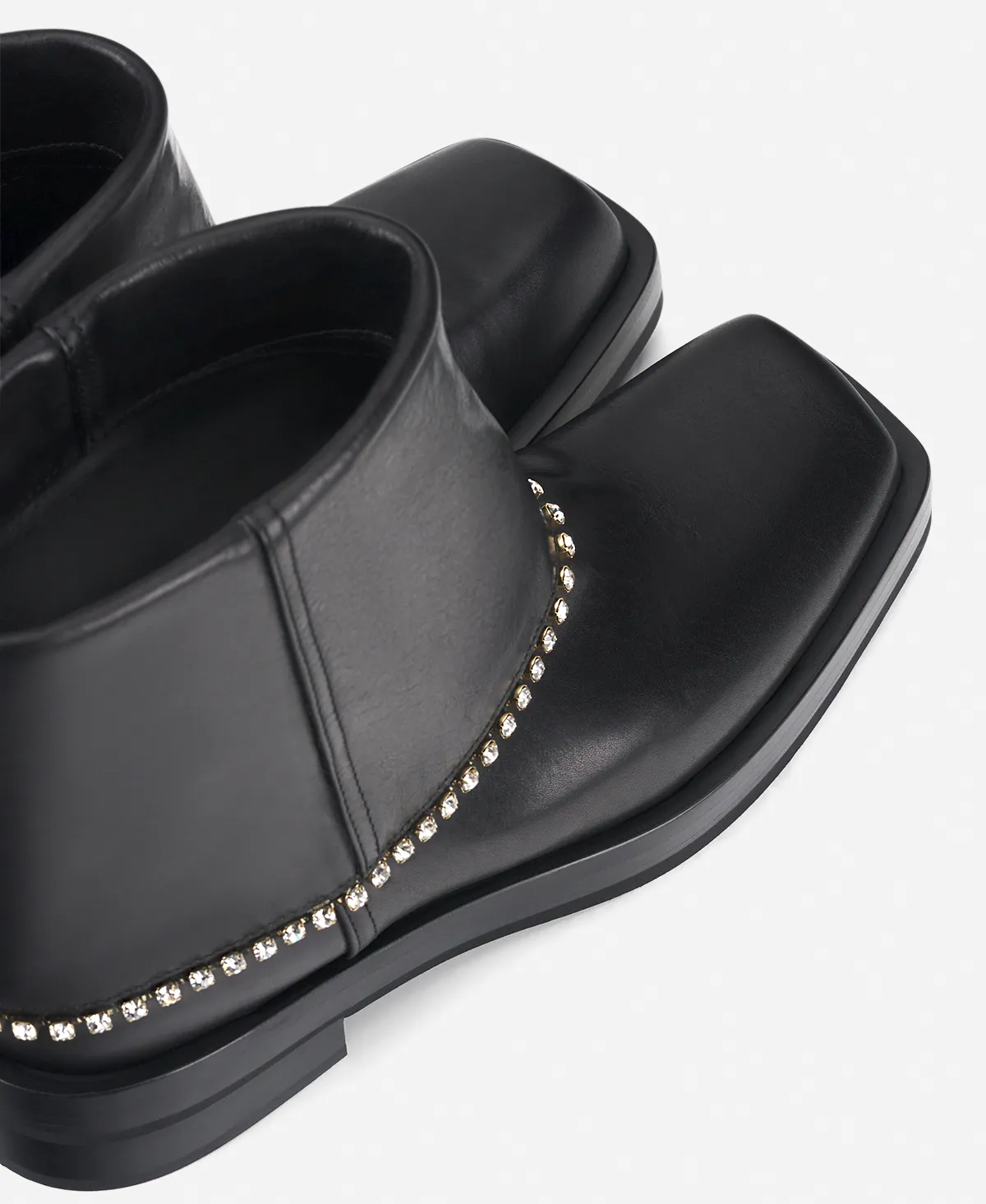 Rina Strass Cowboy ankle boot with rhinestones