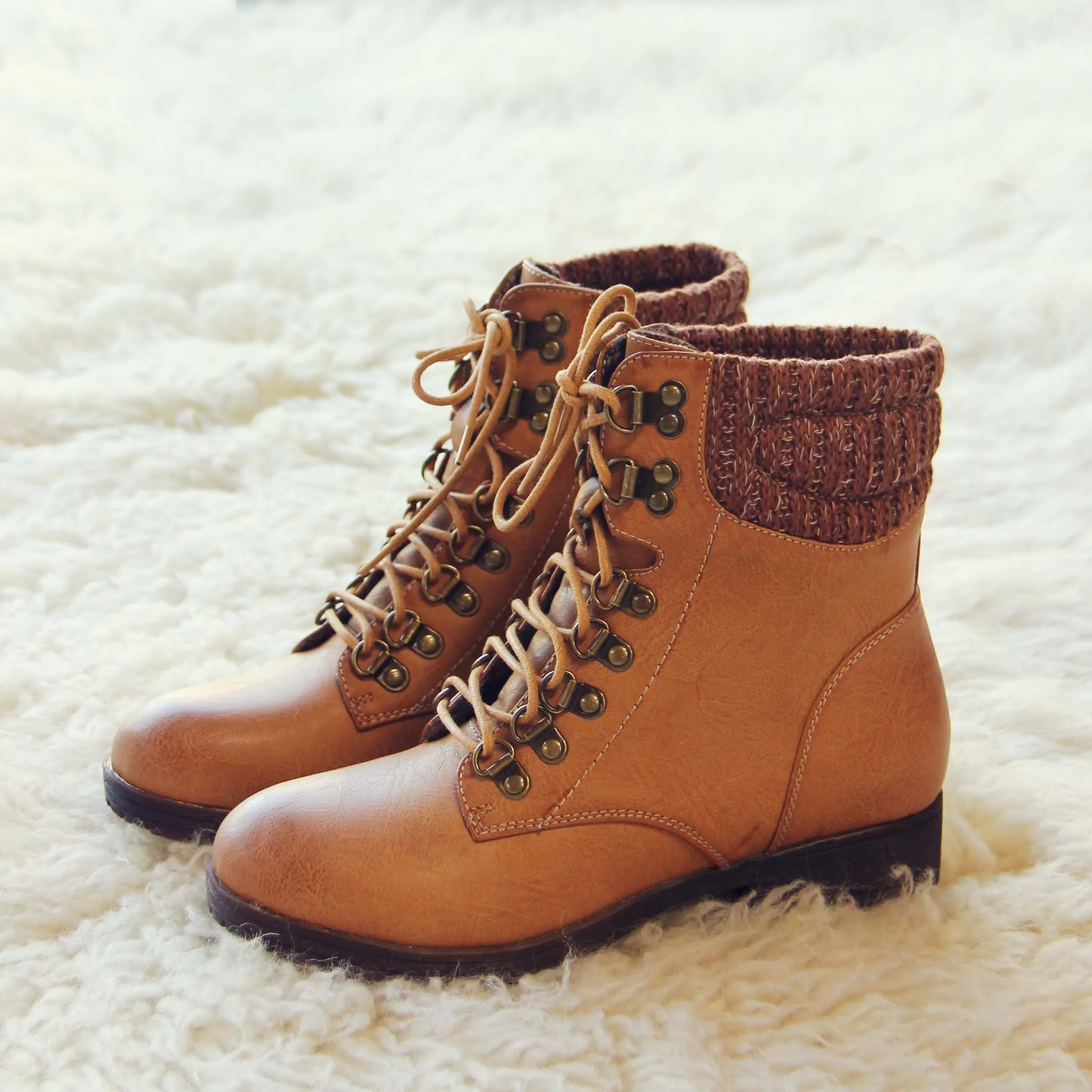 The Grizzly Boots in Tan