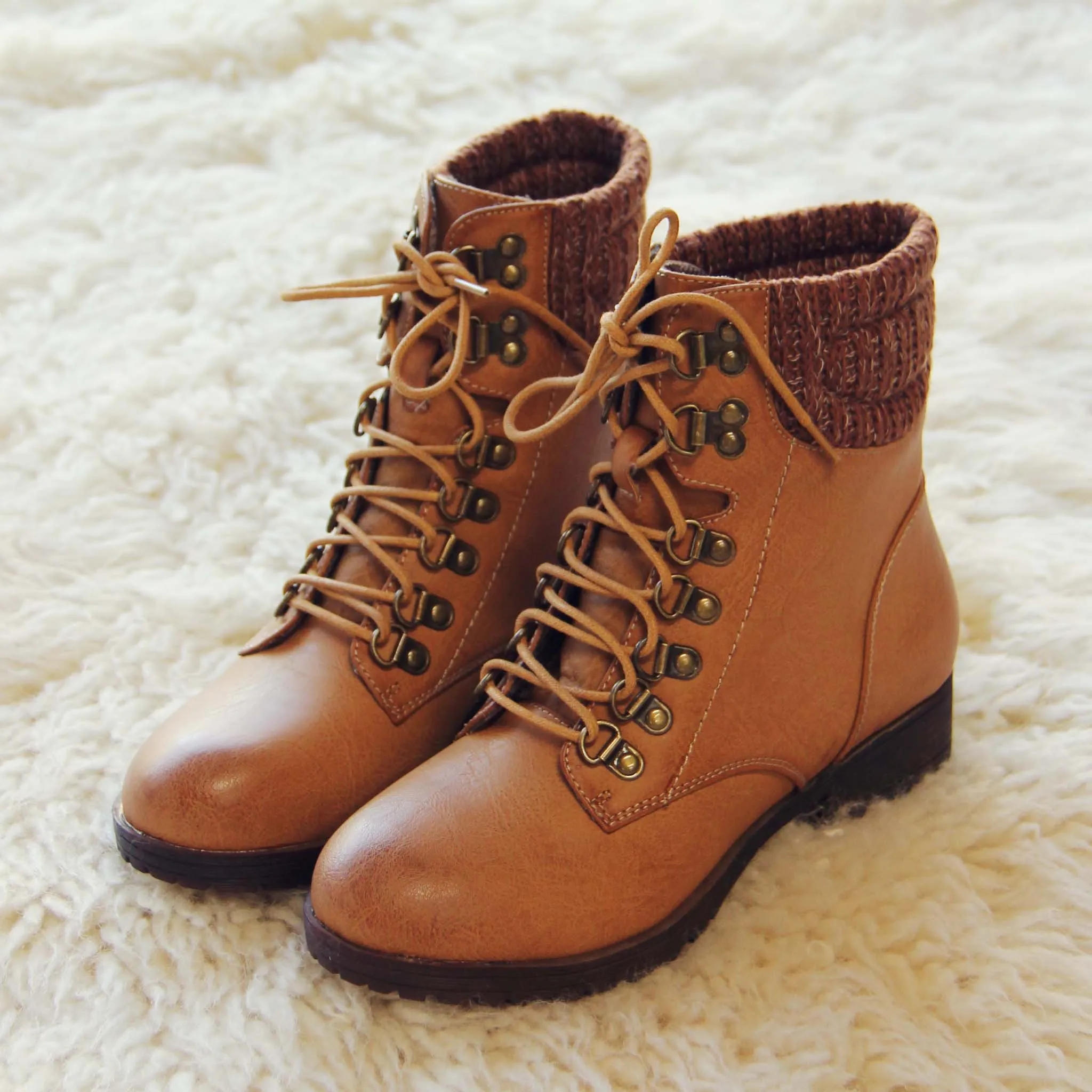 The Grizzly Boots in Tan