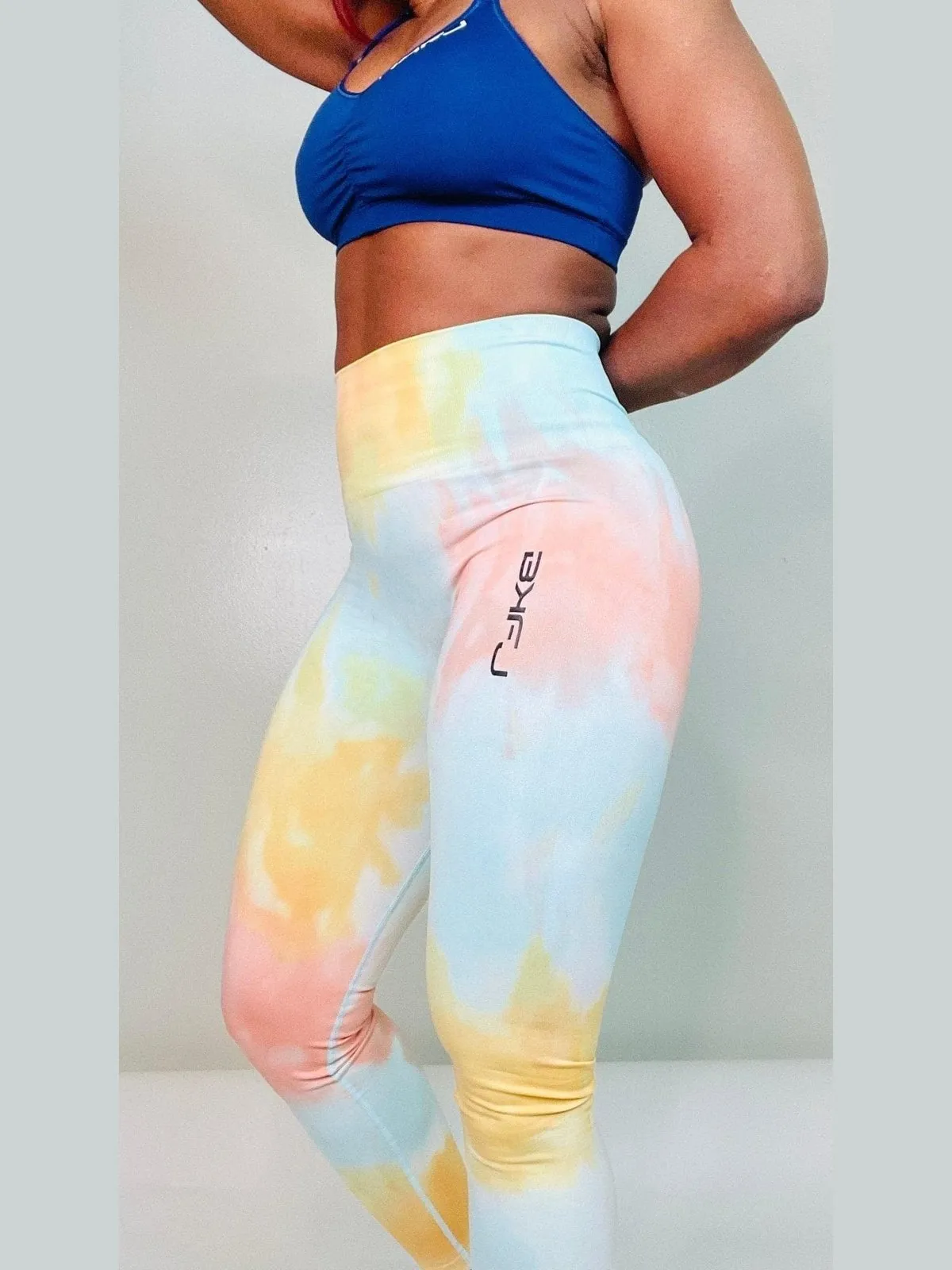 Tie-Dye Scrunch Butt Leggings