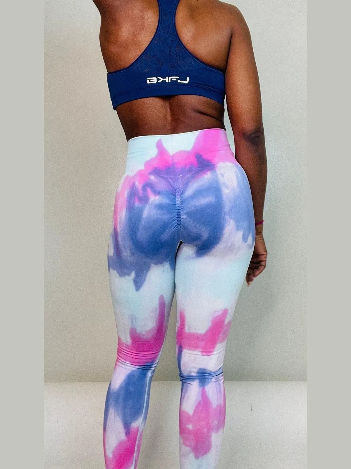 Tie-Dye Scrunch Butt Leggings