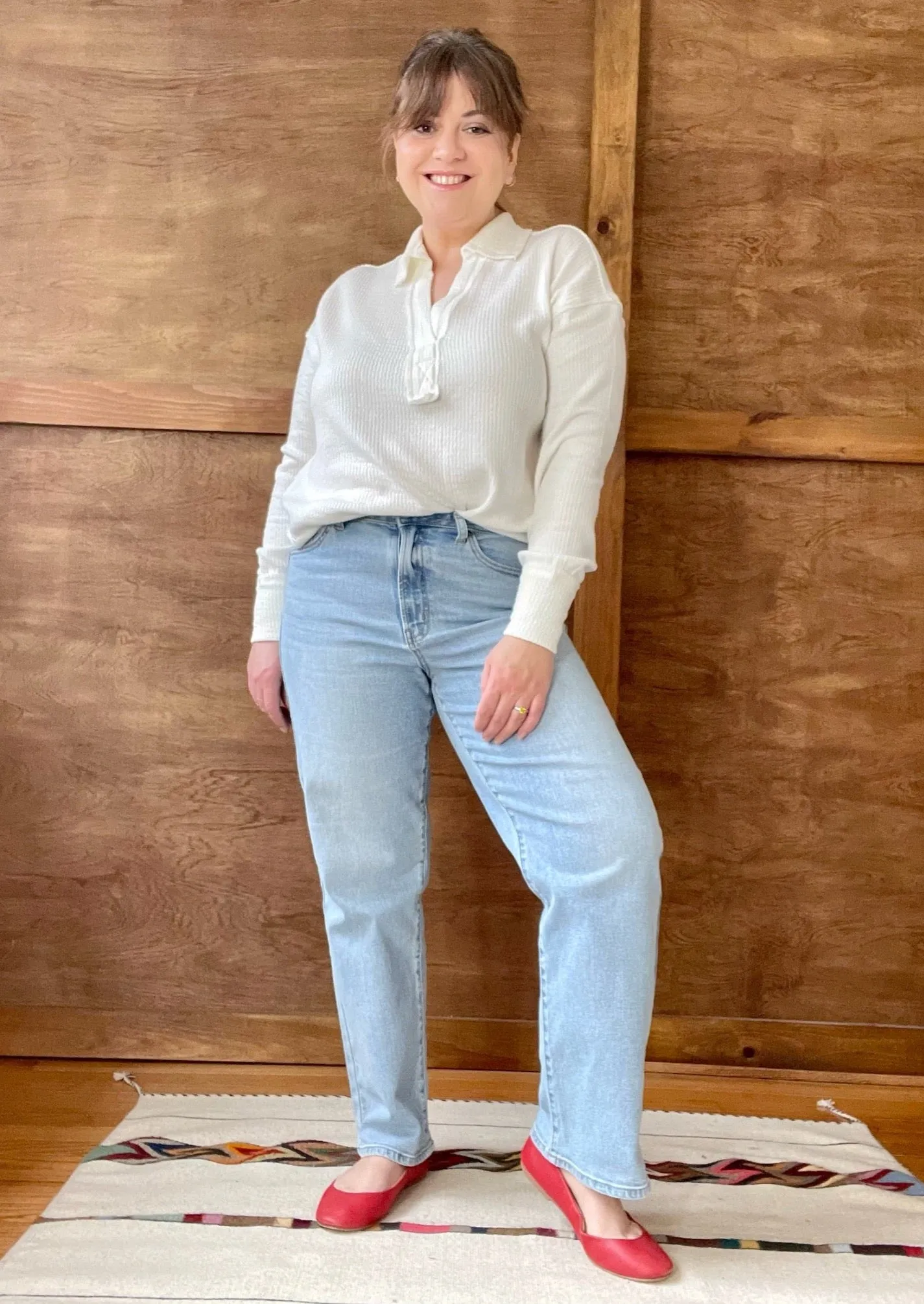 Vintage Straight Leg Jeans in Light Wash